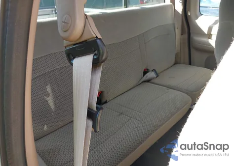 2000 Ford F-150 Work Series/Xl/Xlt z USA, uszkodzony, nr VIN 1FTZX1722YNB41747